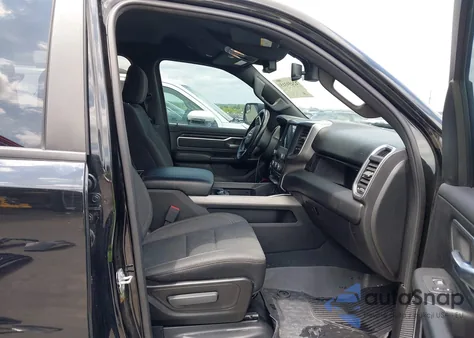 2019 Ram 1500 Big Horn/Lone Star 4X4 6'4 Box из США, поврежденный, VIN 1C6SRFMT7KN736680